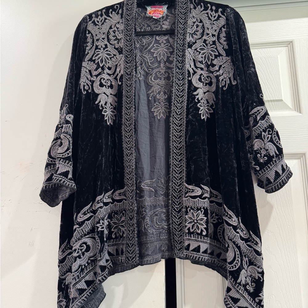 Johnny Was Black Velvet Top with White Embroidery - Picture 3 of 3